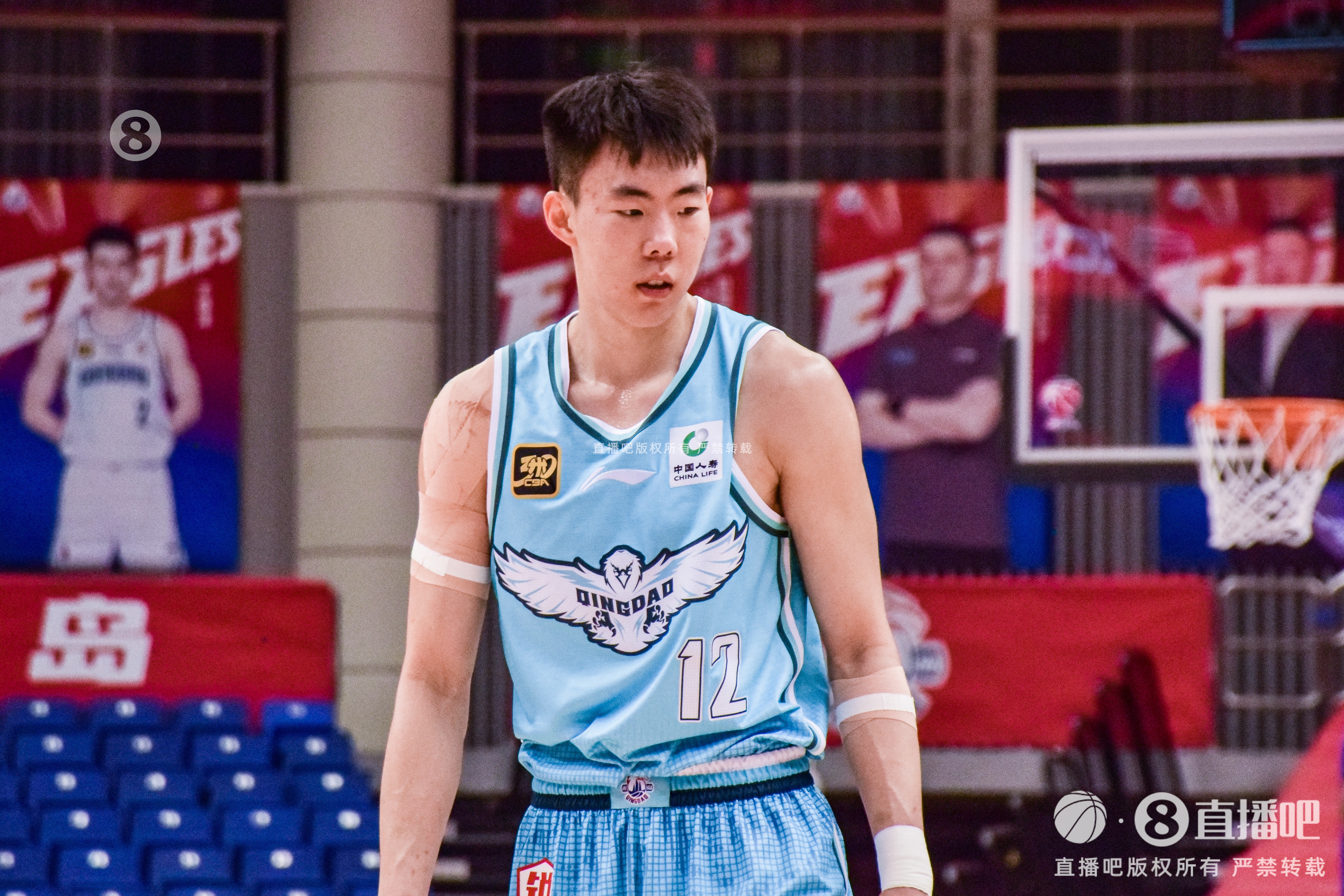 手热!段昂君打成3+1 半场5中3贡献12分&三分4中2
