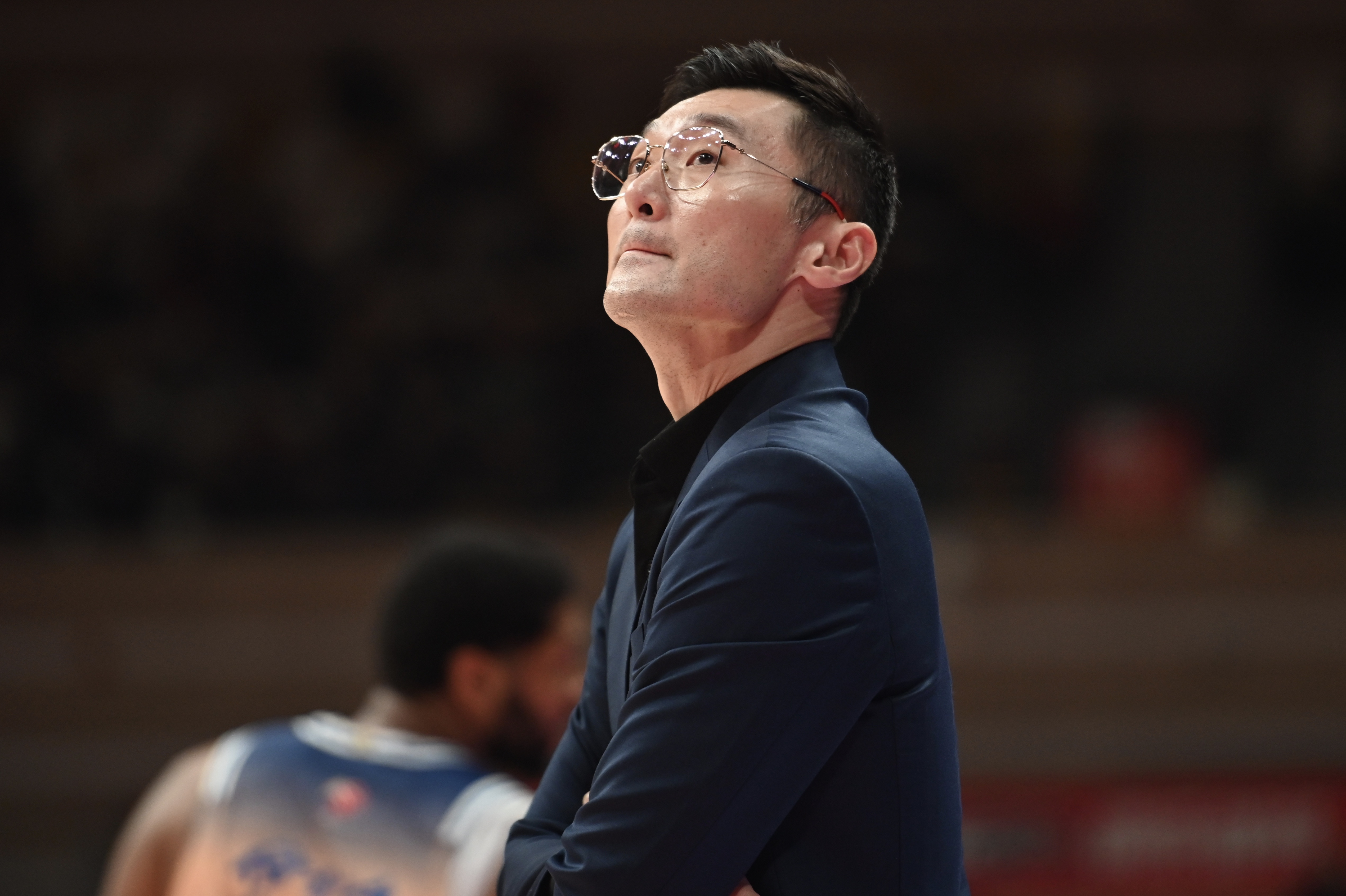 刘炜:我们命中率太低&很多空篮都上不进 输球的责任都是教练的